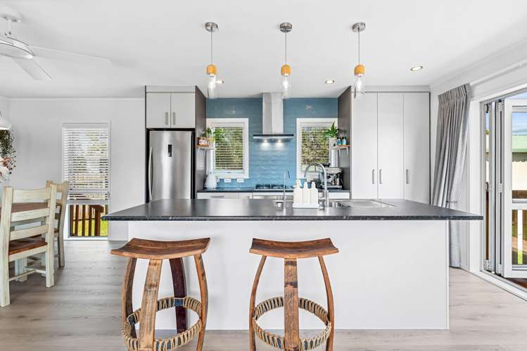 29 Shoemaker Road Waipu_8