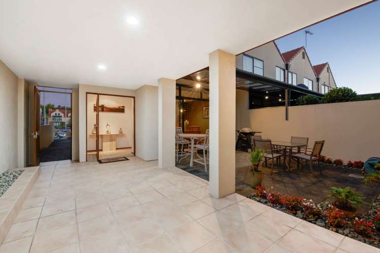 97 Waterside Crescent Gulf Harbour_4