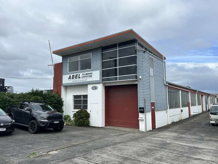 136a Captain Springs Road_0