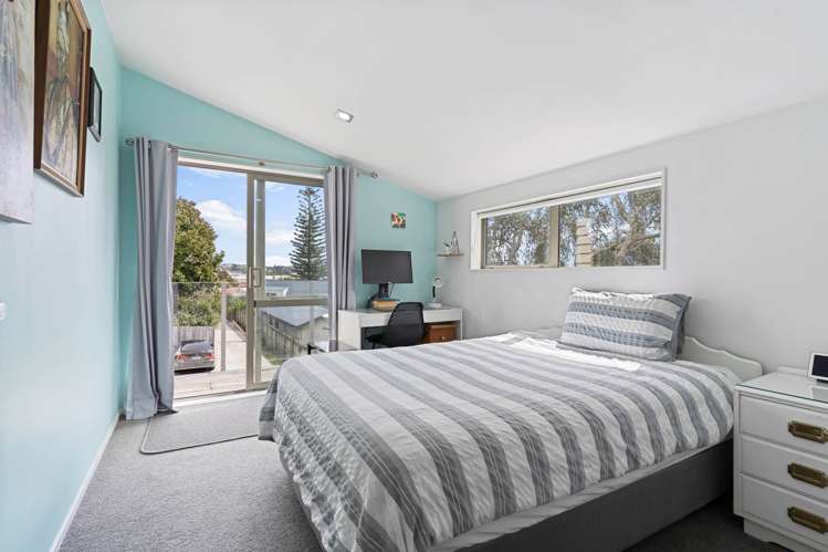 97A Bond Crescent Forrest Hill_13