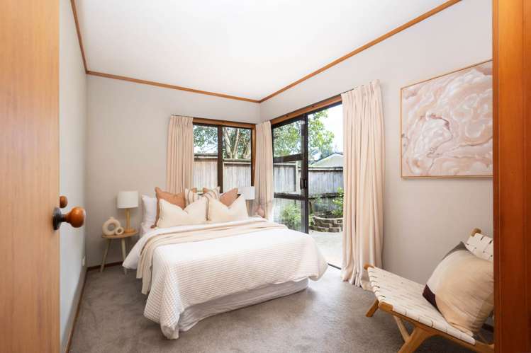 2/171 Atkinson Road Titirangi_13