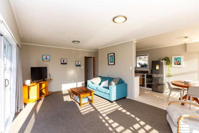 205 Kenwood Drive Matarangi_1