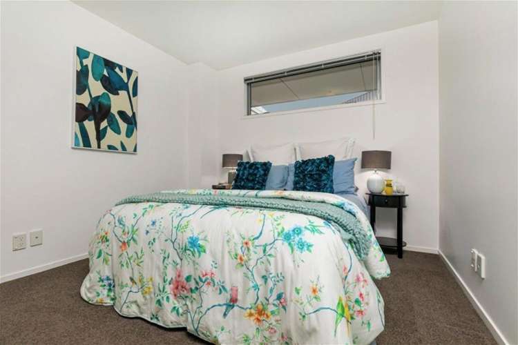 210/17 Link Crescent Stanmore Bay_11