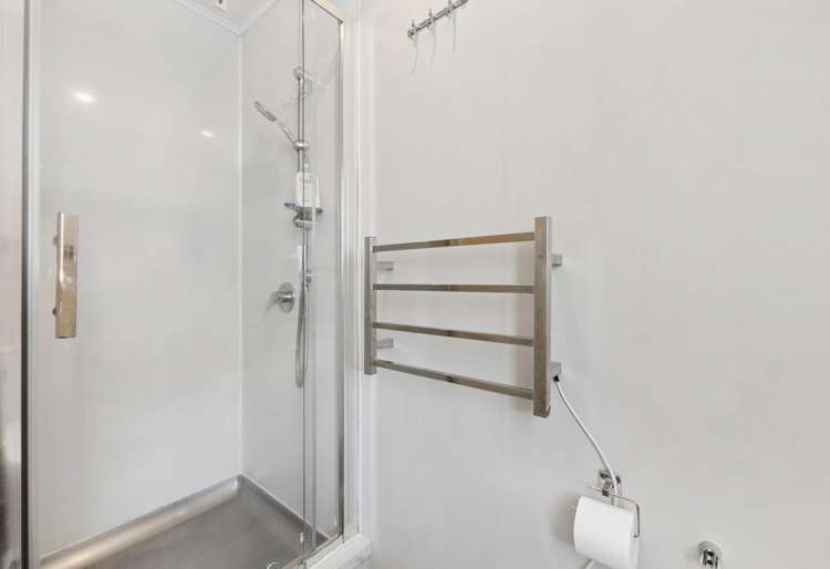 8 Marr Road Manurewa_15