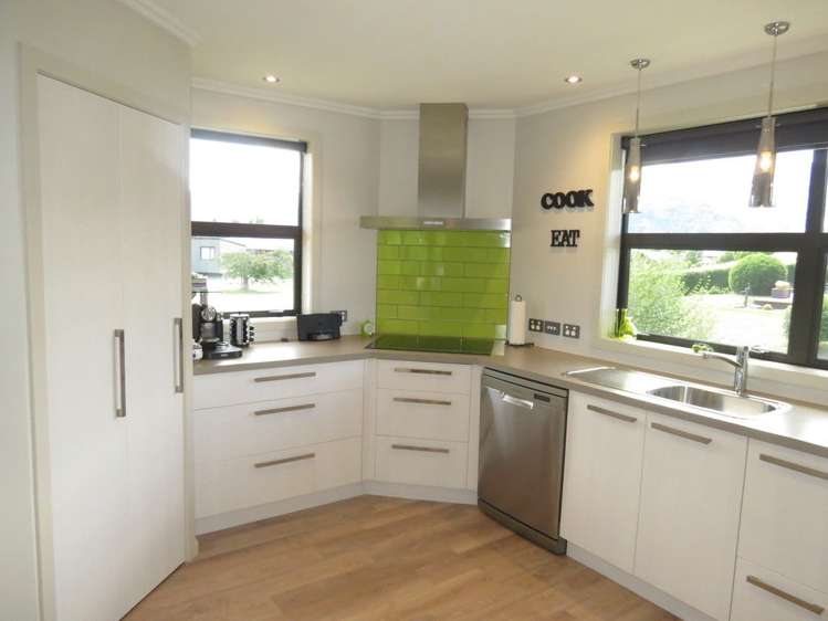 25 Nichol Street Lake Hawea_6