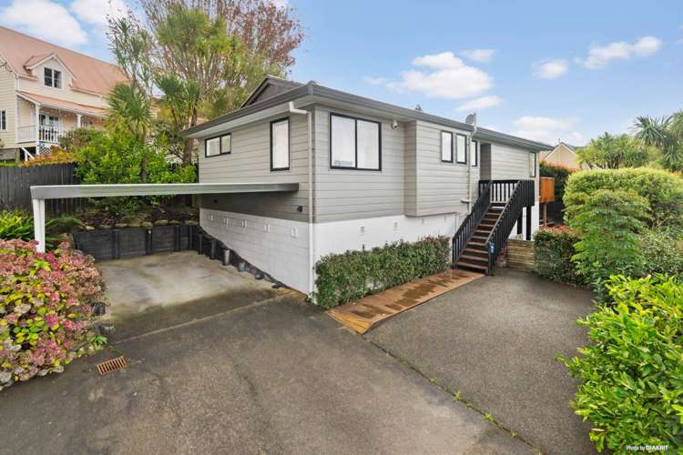 2/17 Heathglen Place Bayview_14