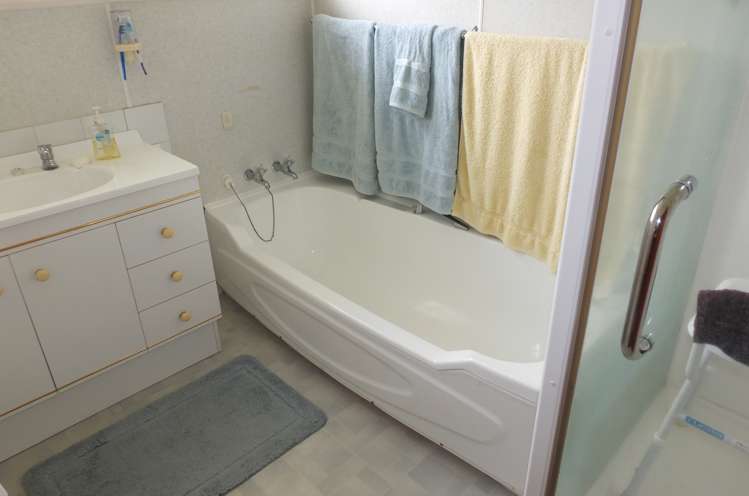 74 Cook Street Foxton_13