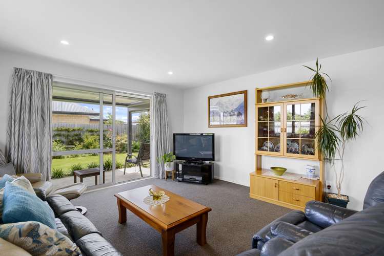 39b North Terrace Darfield_5