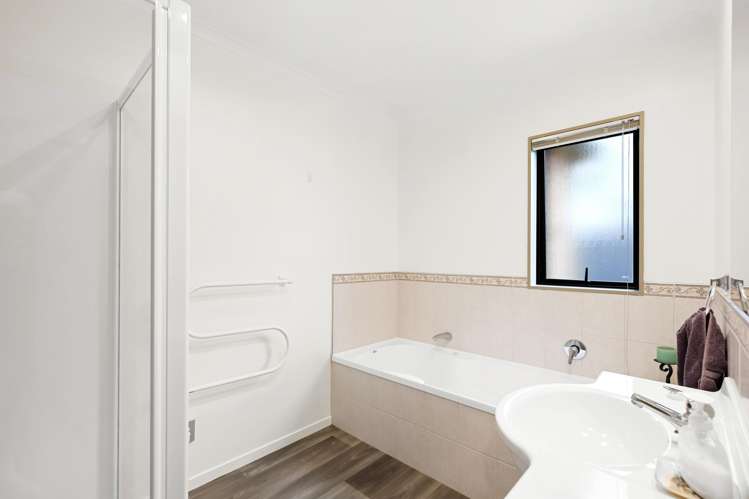 6 Callum Court Rototuna_12