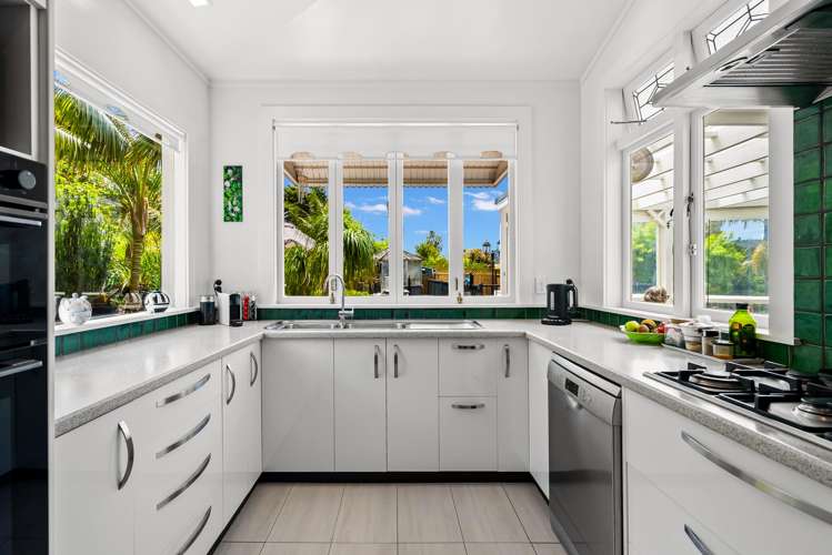 8 High Oaks Way Avenues_2