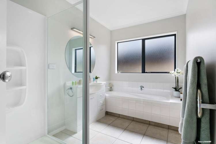 6 Avonglen Court Wattle Downs_10