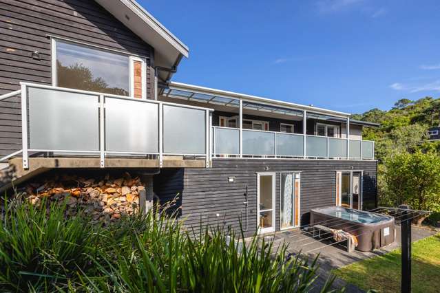 Four Bedroom Island Retreat - Enclosure Bay