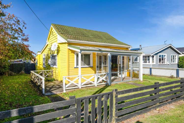 82 Railway Street_0