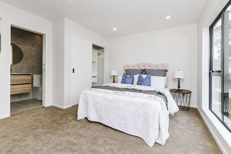 2/6 Portadown Avenue Pakuranga Heights_7