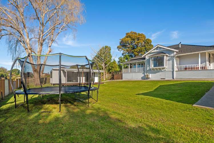 2 Cobden Street Gisborne_27