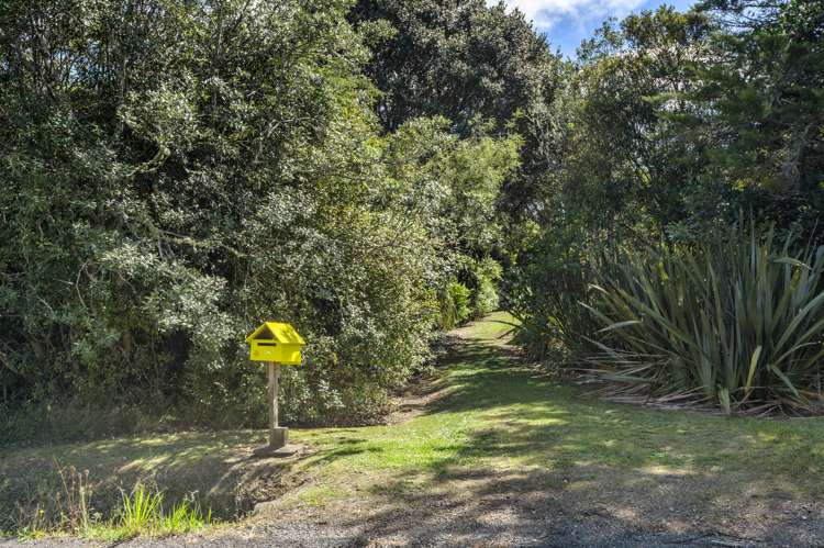 15 Waiata Road Onetangi_12