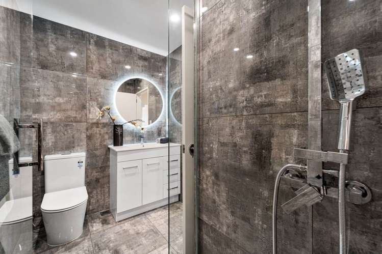 5/68 Smythe Road Henderson_6