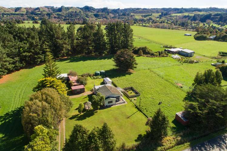 481 Pohangina Valley East Road Pohangina_19