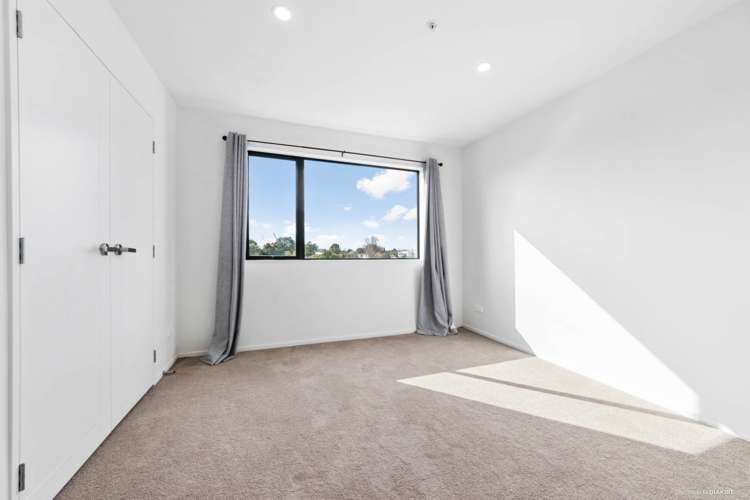 2/46 Te Kanawa Crescent Henderson_11