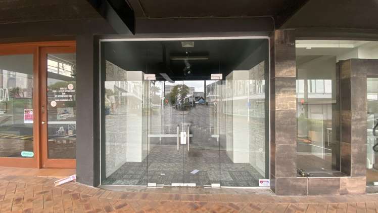 T2/45 Spring Street Tauranga Central_7