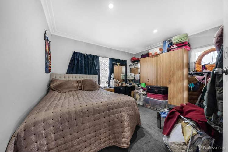 305 Massey Road Mangere East_5
