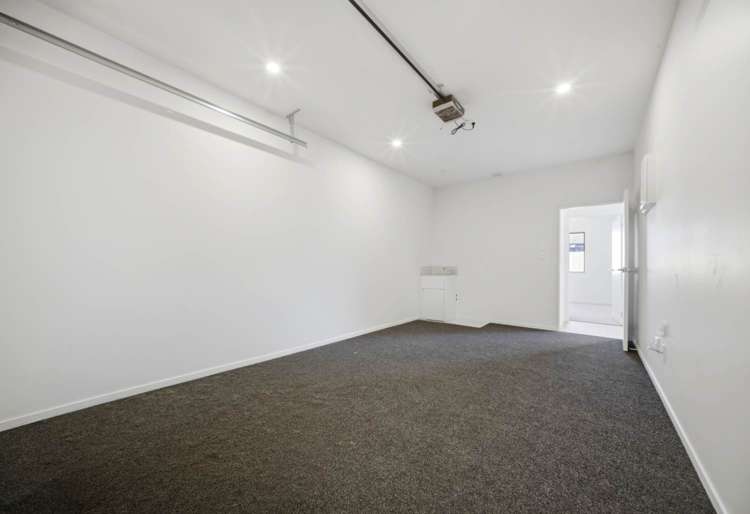 6 Stableford Crescent Opaheke_18