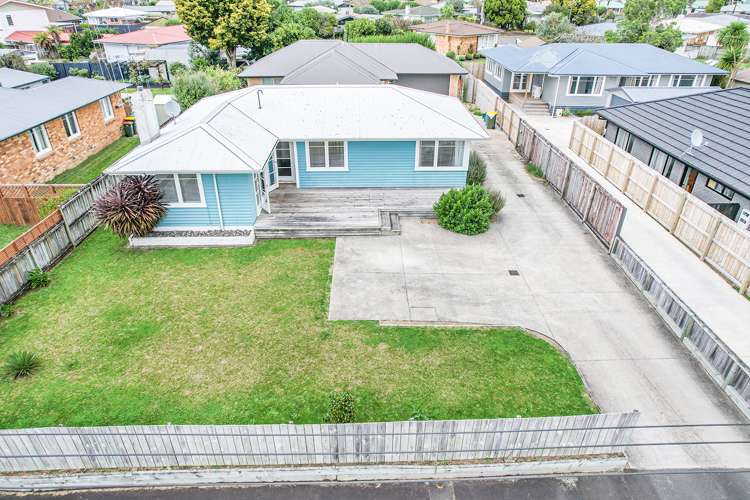 94 Bruce Avenue Glenview_18