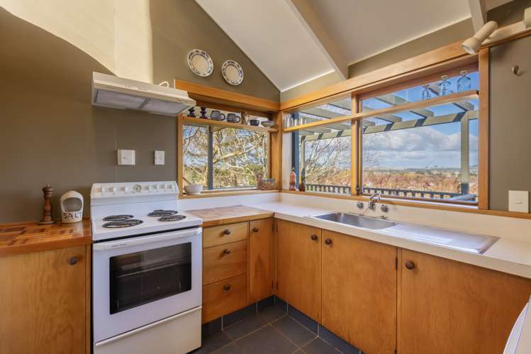 17 Domain Road Waipawa_11