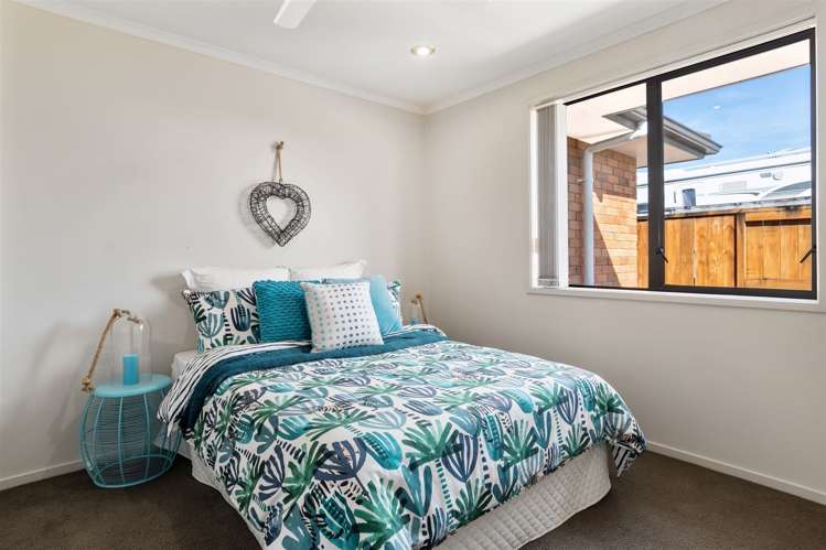 12 Kakapo Place Pyes Pa_16