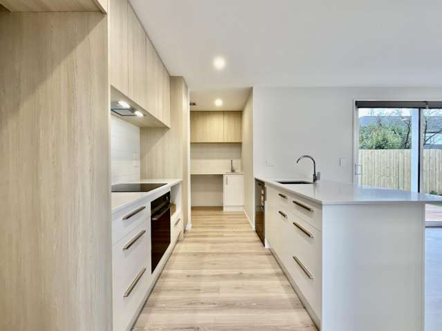 98d Geraldine Street Edgeware_1