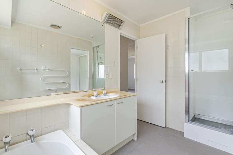 49 Centorian Drive Windsor Park_7