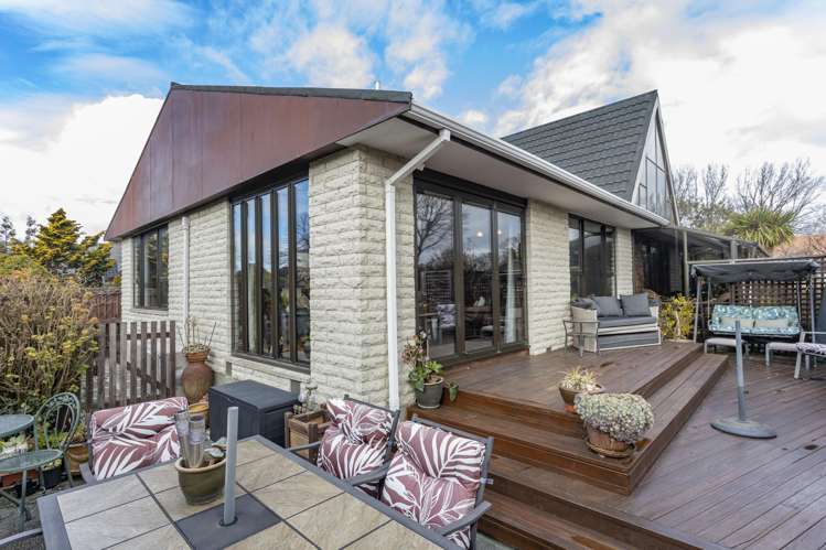 7 Yellowstone Crescent Burwood_19