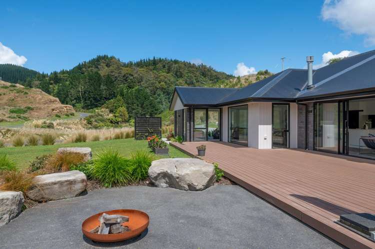 1 Jojos Way Lynmore_30