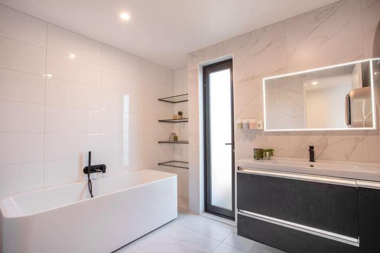 10 Satchell Way Kaiwharawhara_11