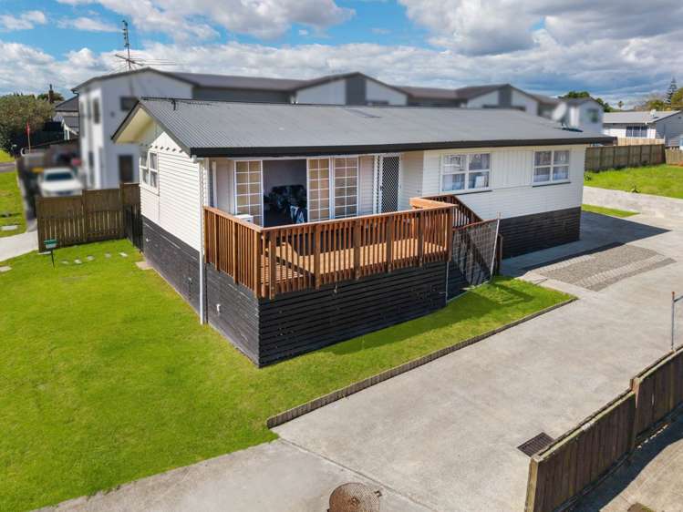 4 Ross Avenue_0
