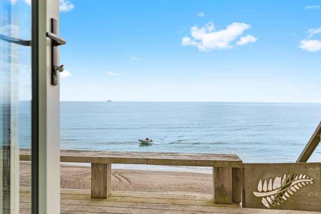 MEMORIES TO CAPTURE - BEACHFRONT