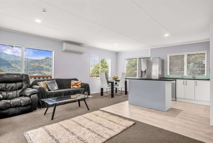 24 Chamboard Place_5