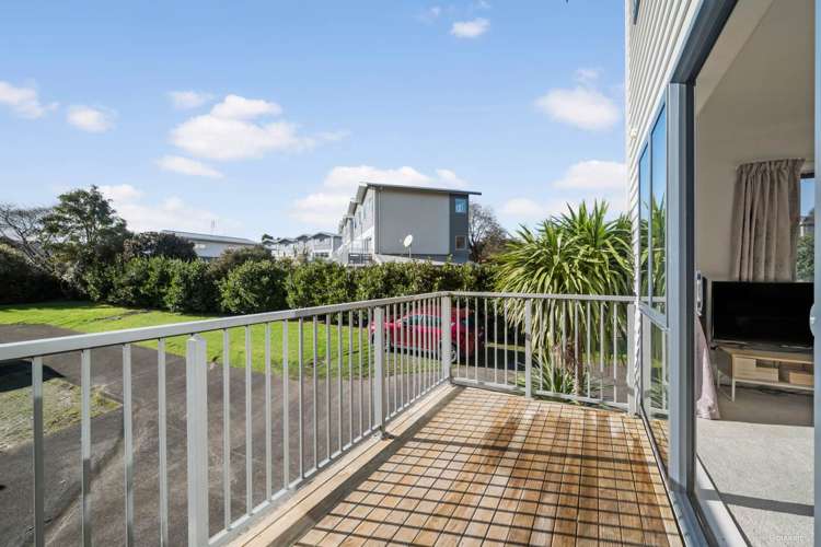 1/7 Andersons Road Oteha_6