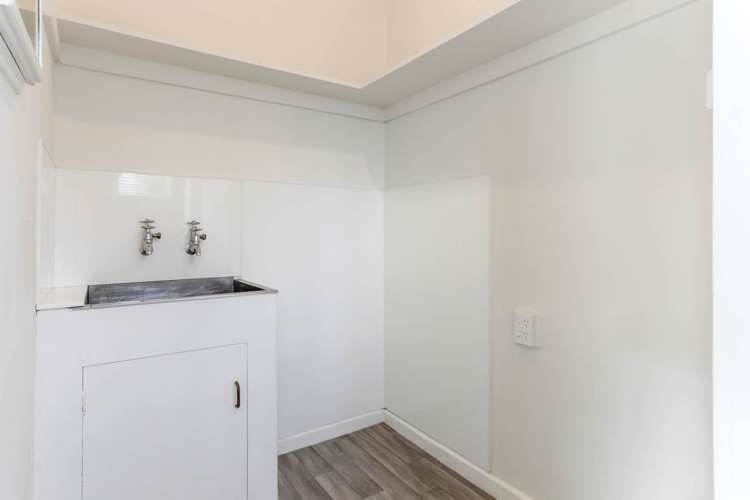 142 Lynwood Road New Lynn_20