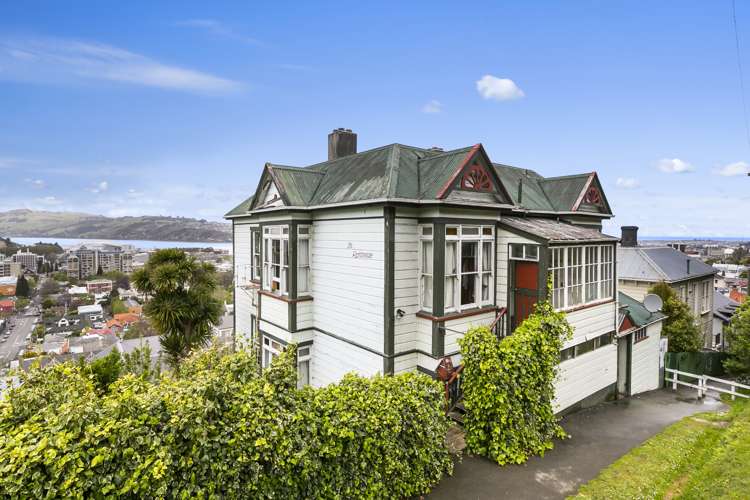 74 Heriot Row North Dunedin_0
