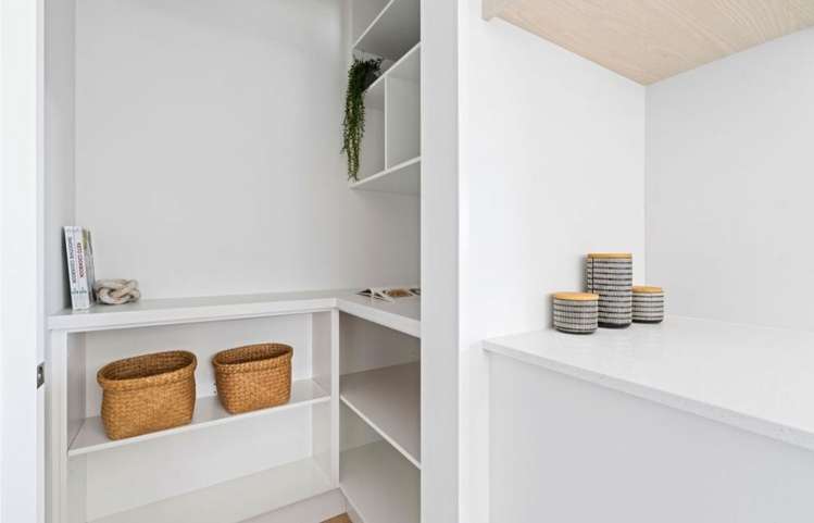 32 Monarch Drive Robinsons Bay_11