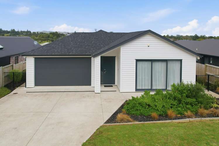 10 Oranmore Crescent Paeroa_22
