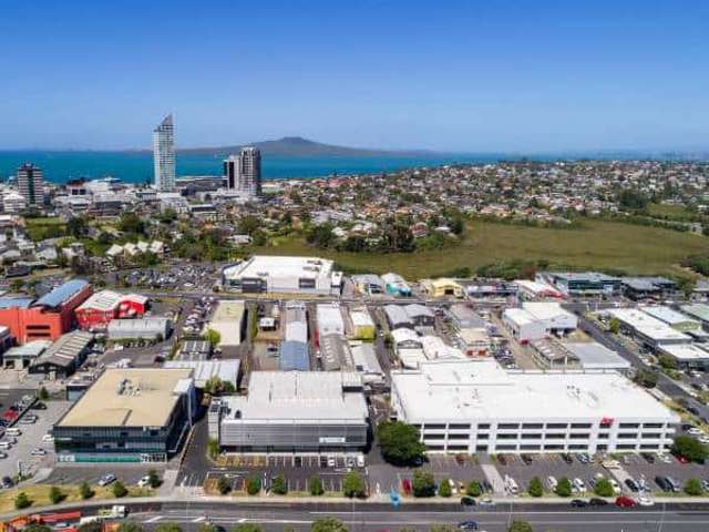 4 Fred Thomas Drive Takapuna_1