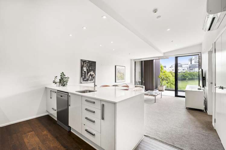 405/22 Fleet Street Eden Terrace_12