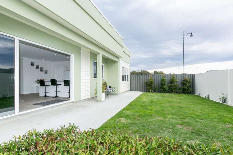 23 Aspiring Drive Poraiti_16