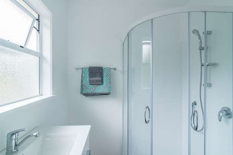 22 Ngaio Road Raumati Beach_9