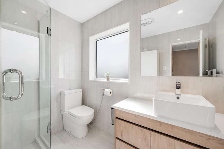 37A Rollerson Street Papakura_13