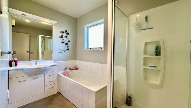 52 Lane Street Allenton_10