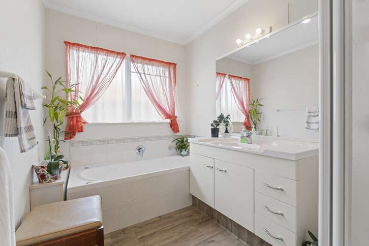 24 Denny Hulme Drive Mount Maunganui_21