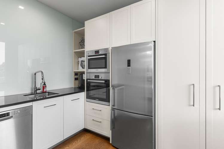 20 Stevensons Crescent Albany Heights_13